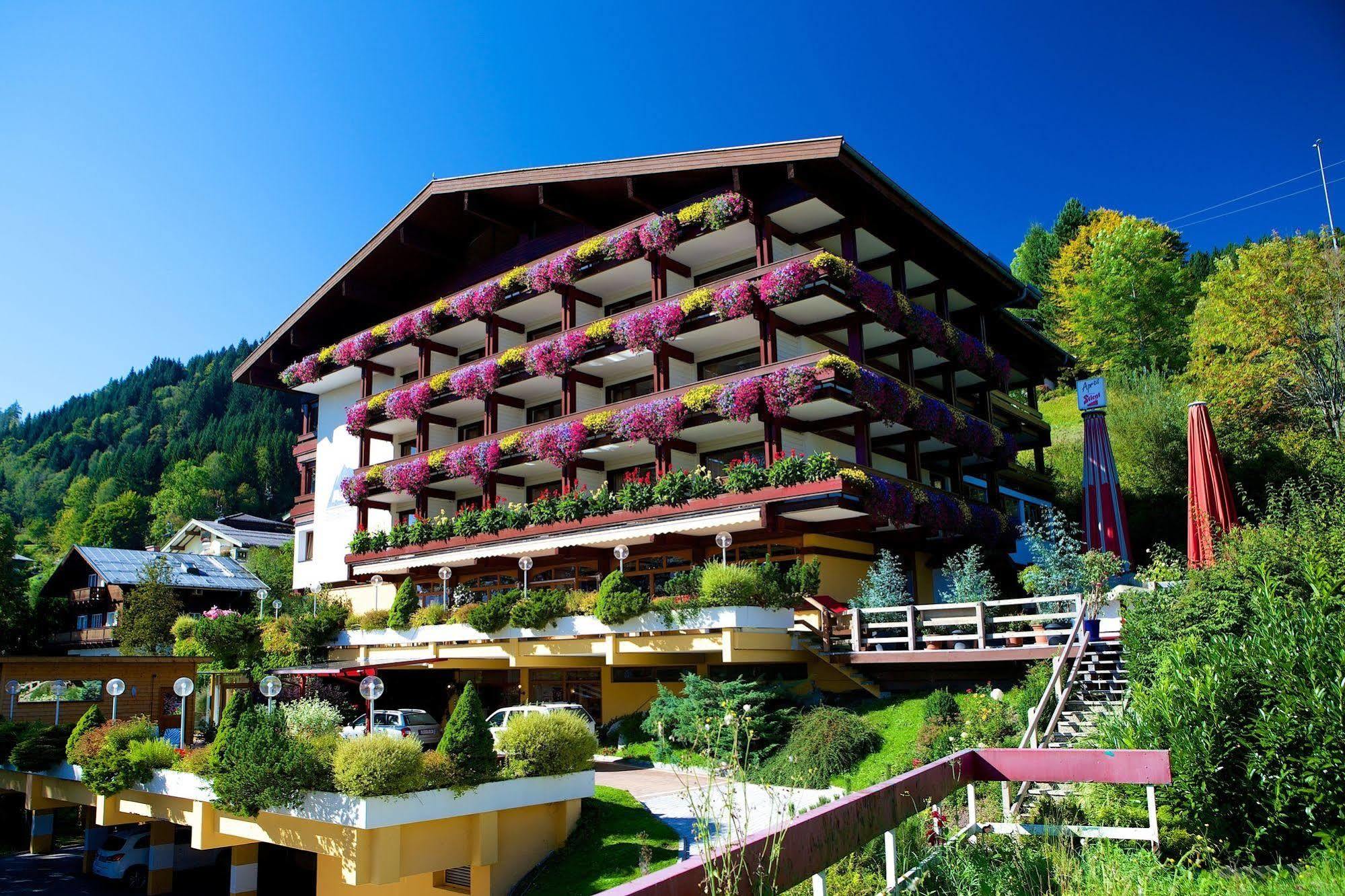 Alpin- Das Sporthotel, Summercard Included May - September Zell am See Exterior photo