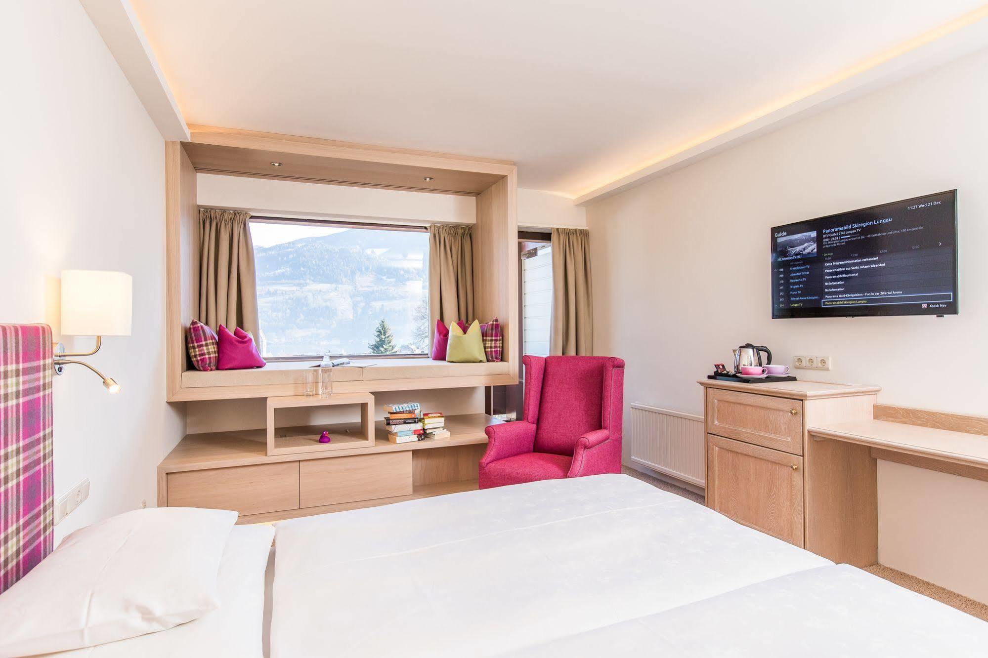 Alpin- Das Sporthotel, Summercard Included May - September Zell am See Exterior photo